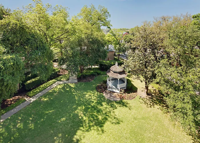 Marriott Plaza San Antonio Hotel